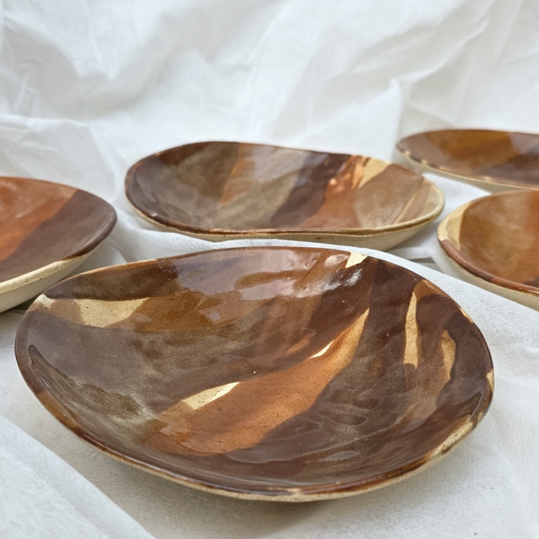 Curved snack plate - Sahara
