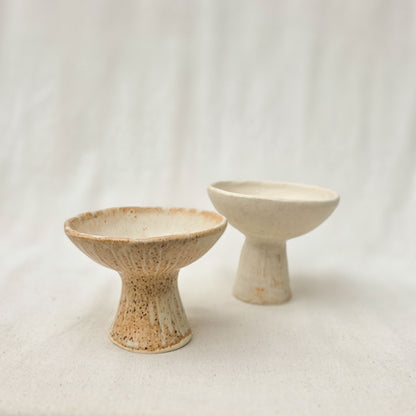 Mushroom bowl (dip bowl with tall foot)