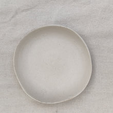 Load image into Gallery viewer, Eat-all Bowls 6.5&quot; - Rustic White
