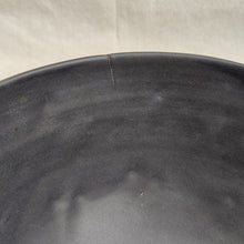 Load image into Gallery viewer, Serving Bowl Umbra - Surface Crack
