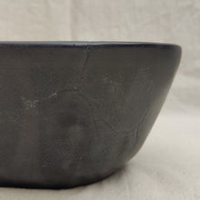 Load image into Gallery viewer, Serving Bowl Umbra - Surface Crack
