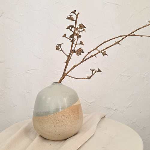 Dual Tone Vase 27 - 7"
