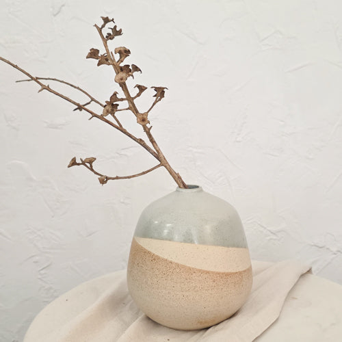 Dual Tone Vase 27 - 7"