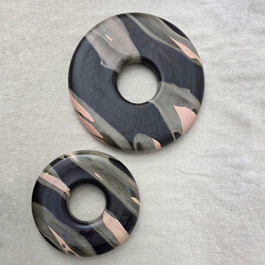 Donut Platter - Black & Pink