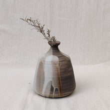 Load image into Gallery viewer, Dark dual tone bud vase 1
