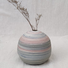 Load image into Gallery viewer, Orbit Bud vase 1
