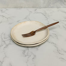 Load image into Gallery viewer, Snack Plate Rustic Whites 7.5&quot;
