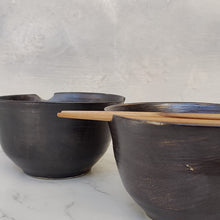 Load image into Gallery viewer, Ramen Bowls - Umbra

