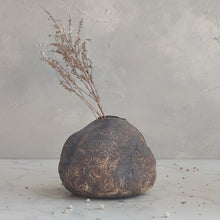 Load image into Gallery viewer, Terra Vase (Dark)
