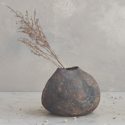 Terra Vase (Dark)