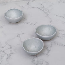 Load image into Gallery viewer, Tiny Pinch Bowls (white)

